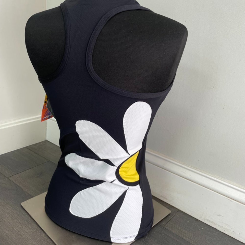 Black Racerback Tank Top with White Daisy and Yellow Center - Picture 4 of 5
